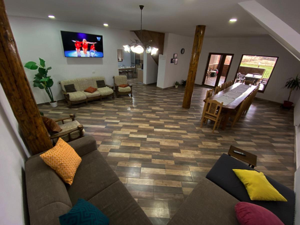 Casa Monica Guest House Dragus Luaran gambar