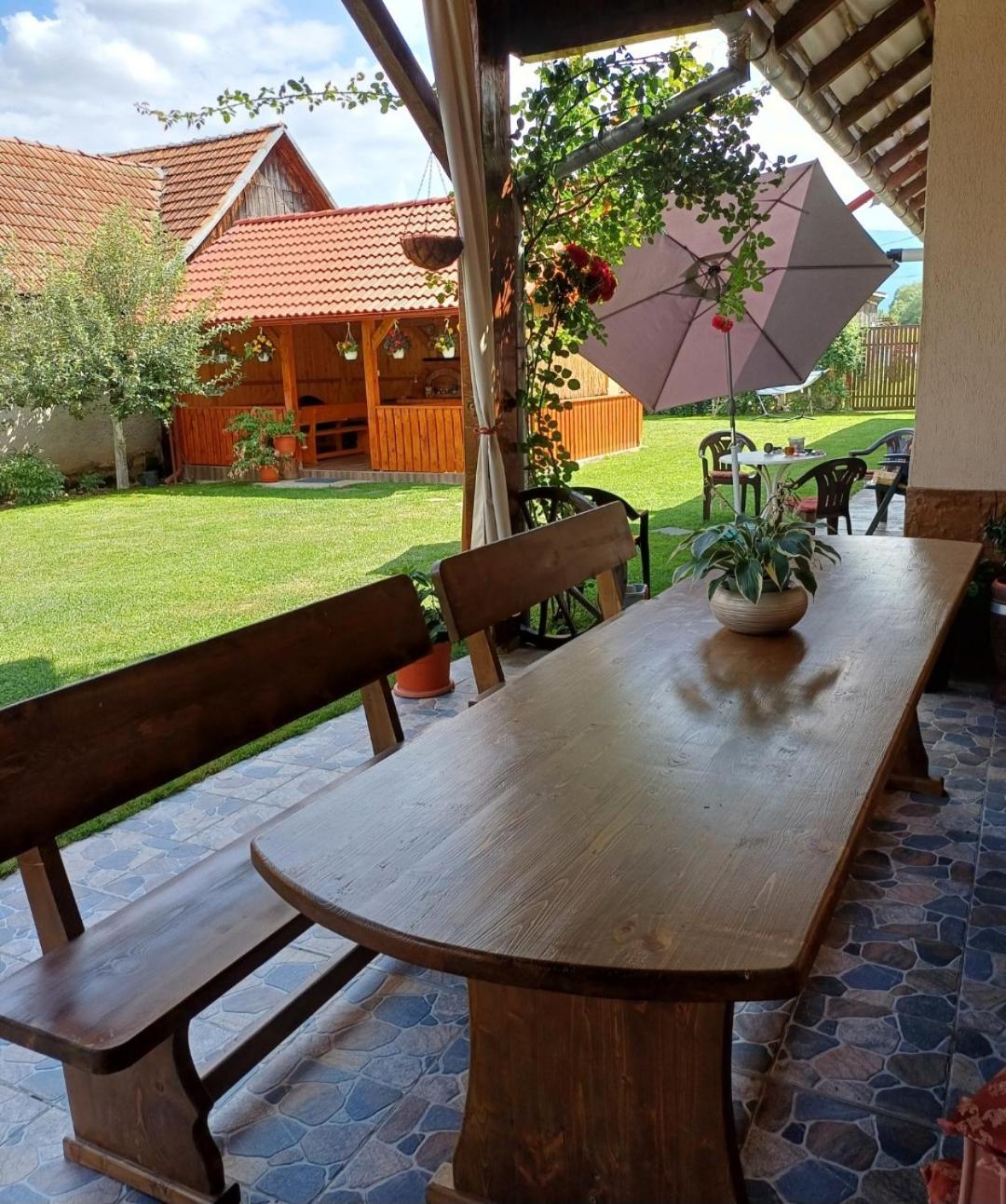 Casa Monica Guest House Dragus Bilik gambar