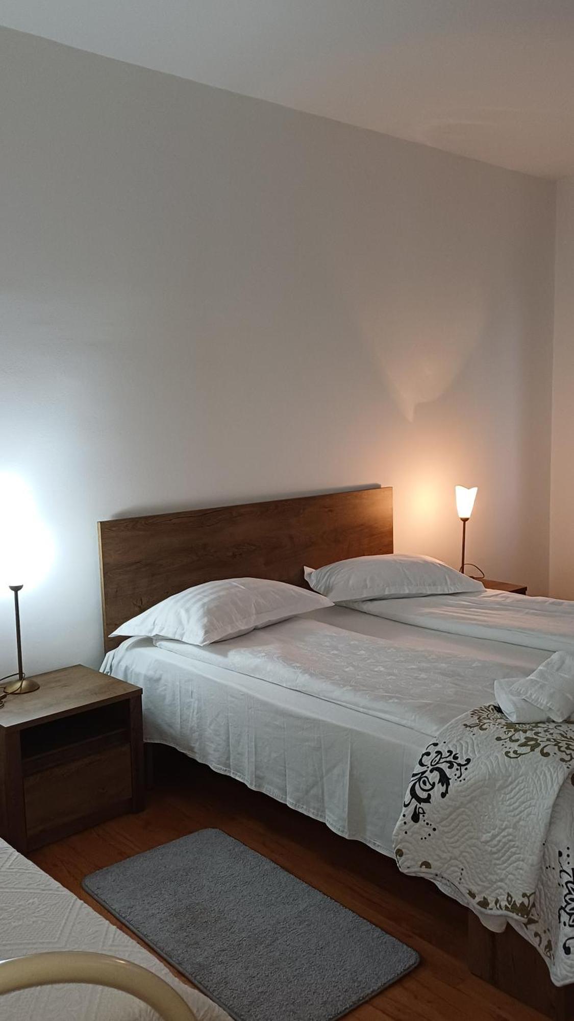 Casa Monica Guest House Dragus Luaran gambar