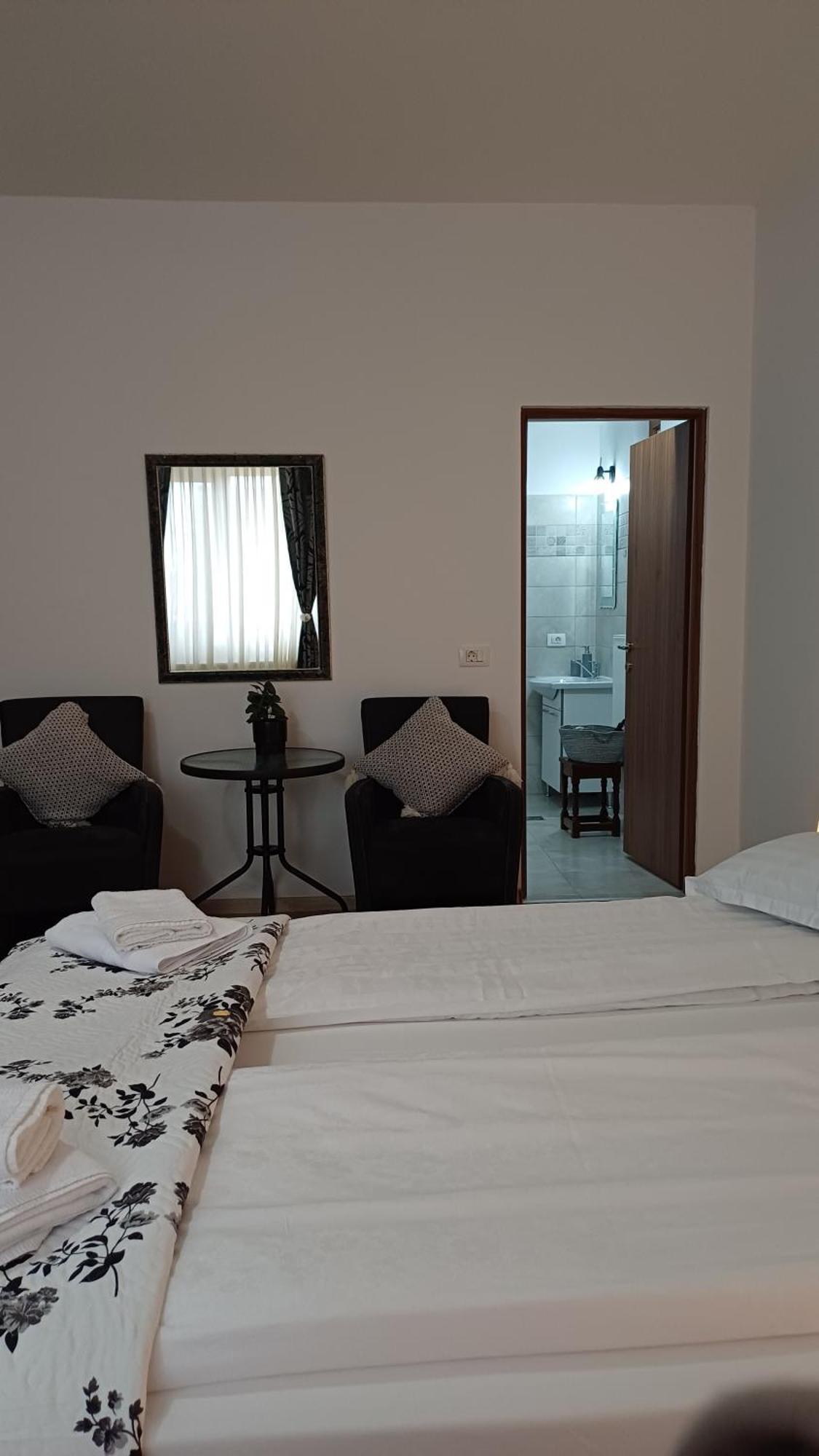 Casa Monica Guest House Dragus Luaran gambar